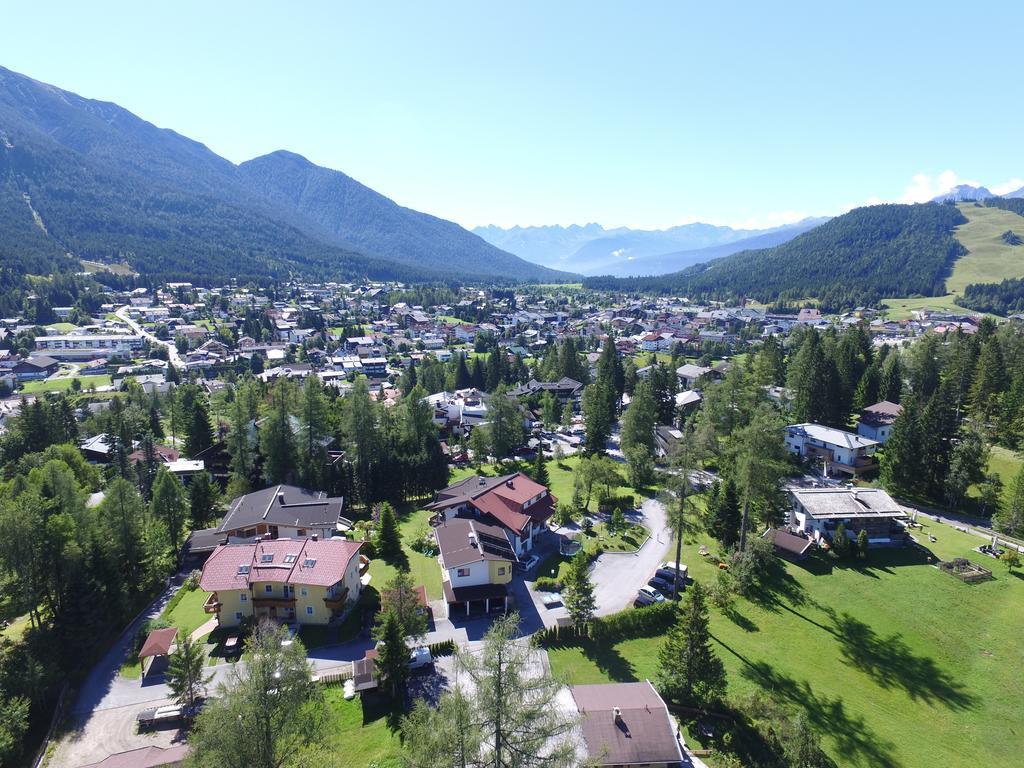 Landhaus Charlotte Am Geigenbuehel -Apartments Seefeld in Tirol Exterior foto