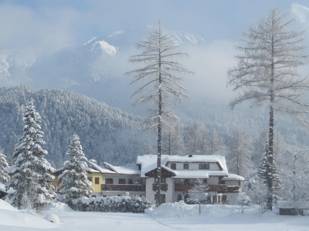 Landhaus Charlotte Am Geigenbuehel -Apartments Seefeld in Tirol Exterior foto