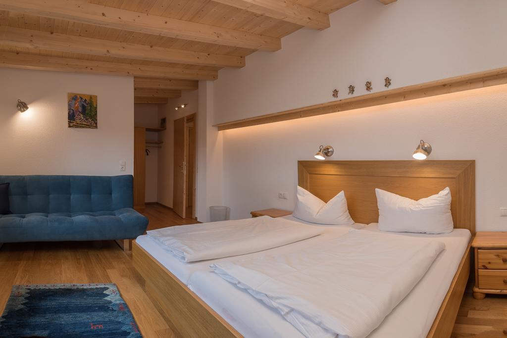 Landhaus Charlotte Am Geigenbuehel -Apartments Seefeld in Tirol Exterior foto