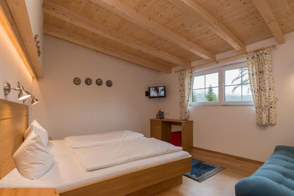 Landhaus Charlotte Am Geigenbuehel -Apartments Seefeld in Tirol Exterior foto