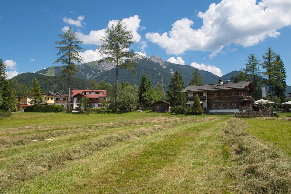 Landhaus Charlotte Am Geigenbuehel -Apartments Seefeld in Tirol Exterior foto